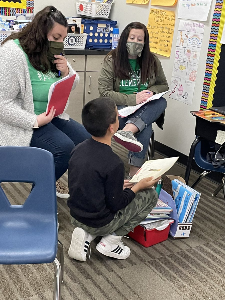 stansells1's tweet photo. Lab site with Liscano 2nd grade teachers practicing reading conferences after a peer model! @LiscanoElem @ci_elem @Surles_n_Second @Holden_Teach @SuiSarah92 @Todder2nd @townsends_team @WhitneySBriggs @JenaSalomon @sanchezscholars #FISDLiteracy #TCRWP https://t.co/eiUc4Rh80B