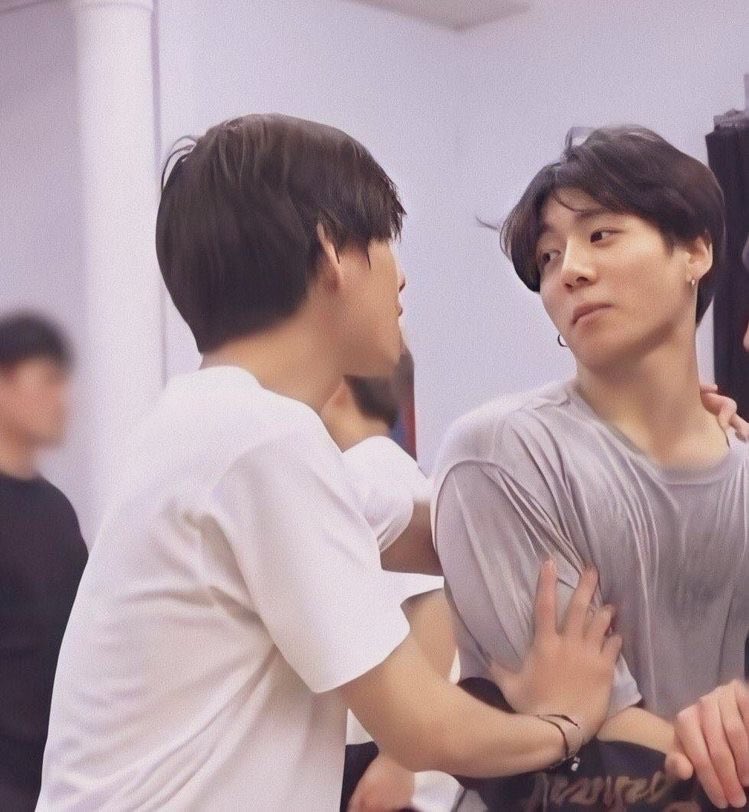 ใครชงเราเลิกกัน พี่จะไปตีมัน ปล่อยพี่ค่ะคนดี