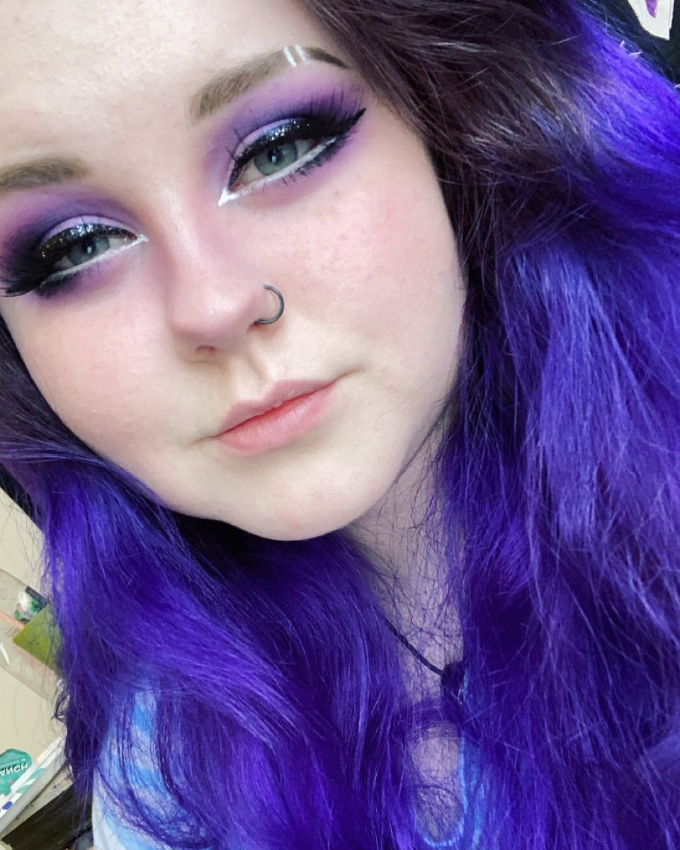 brigrish1314's tweet photo. Me and purple hair just makes sense https://t.co/W2UnoNE5kk