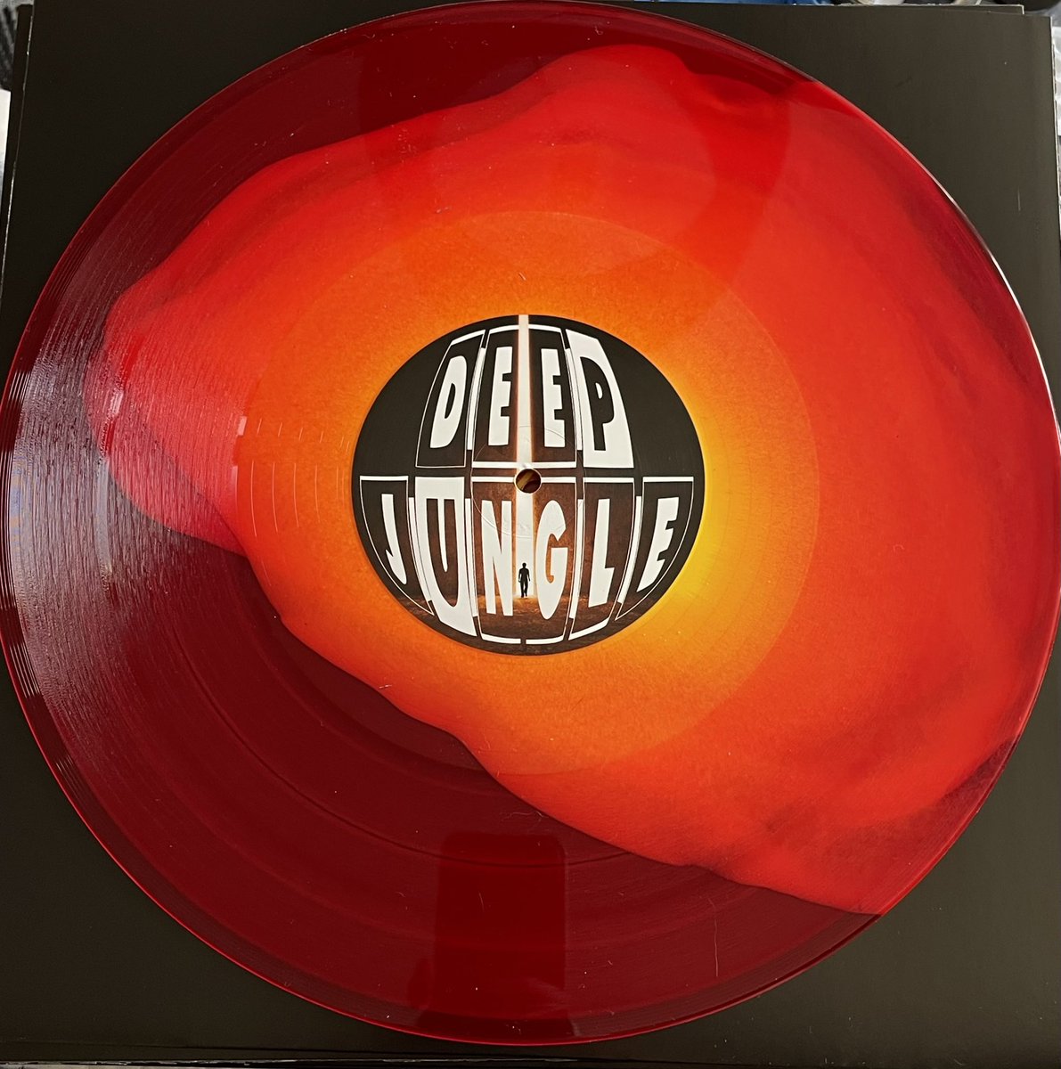 Deepjunglerec's tweet image. We are live next Thursday 29th at 7PM with DAT035 - Phantom Image &amp;amp; DAT038 - Harmony. Both limited colour vinyl (pictured here) and normal black vinyl as well. 
DAT036 - Subjects &amp;amp; DAT037 - Tech Itch will be ready to go live in May. 👍🏻