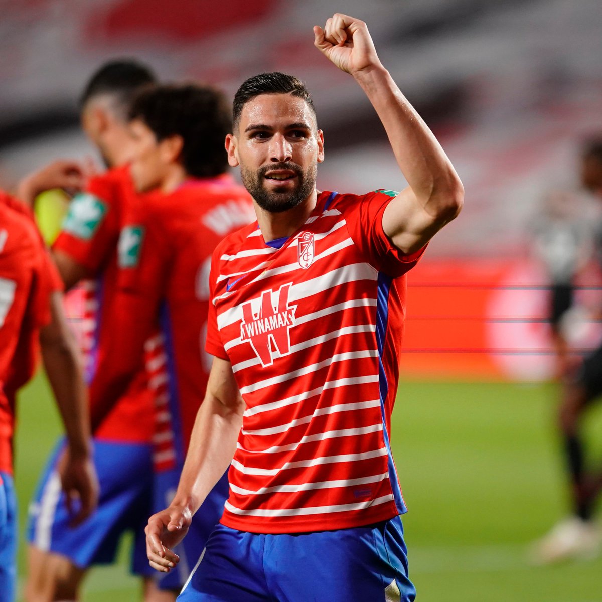 GranadaCF's tweet photo. ⏱️ Descanso  |  #GranadaEibar  

🔴⚪2⃣-0⃣🔵🔴

Jugadores a vestuario.
Nos vamos con la ventaja ampliada, ¡cómo la enganchó Puertas! ❤️⚪️

#EternaLucha https://t.co/4EHjnn5JHO