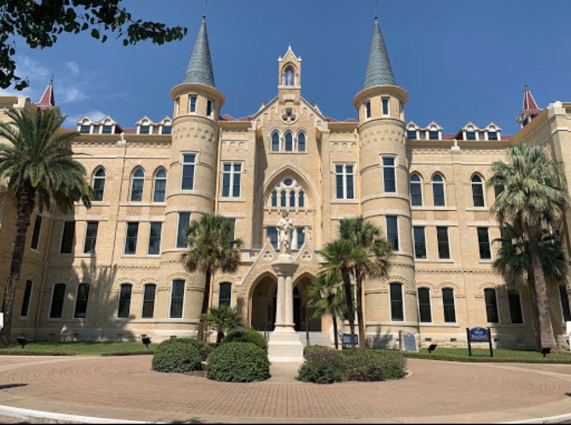 COMMITTED  <a href="/OLLUSaints/">OLLUSaintsAthletics</a> <a href="/ChrisDial79/">Chris Dial</a> <a href="/dkarrer11/">Dustin K</a> <a href="/AlzaidCoach/">Coach Alzaid</a> 
Thank you <a href="/CoachDJ__/">Coach DJ Anderson</a> for the love and countless hours. Most importantly for unapologetically being my biggest advocate!
<a href="/CoachTField/">Coach Tanner Field</a> <a href="/JasonTocabens/">Jason Tocabens</a> <a href="/bp619/">Ben Perkins</a> <a href="/CoachAntWillis/">Coach Anthony Willis</a> <a href="/coachcarter_10/">Coach Carter</a> <a href="/RLewisAcademy/">Rashard Lewis Academy</a> <a href="/bigsloan32/">Marcus Sloan</a>