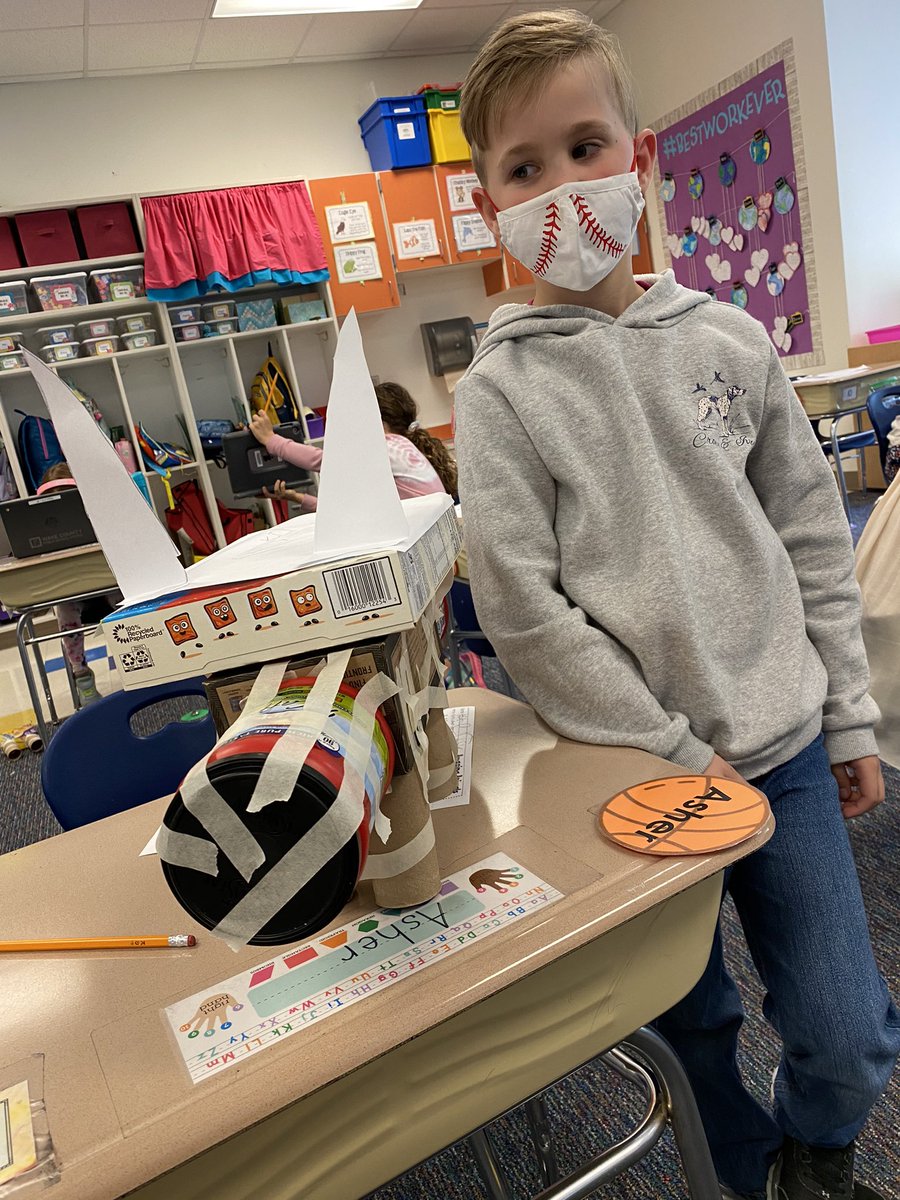 mrswirthin1st's tweet photo. Happy Earth Day! We used recycled materials to make 3D composite shapes of the NC animals we are researching in writing. @ScottsRidgeES https://t.co/rJ7u1zxihp