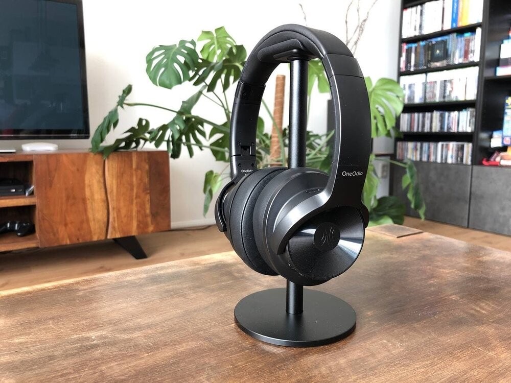 ScarbirAudio's tweet image. This is fantastic. #Technotice lets four people blind test headphones and asks which sound the best. youtu.be/iXzdoc_TWCg

The absolute outsider, no surprise, is the $40 #OneOdio A30. scarbir.com/leaderboard-an…