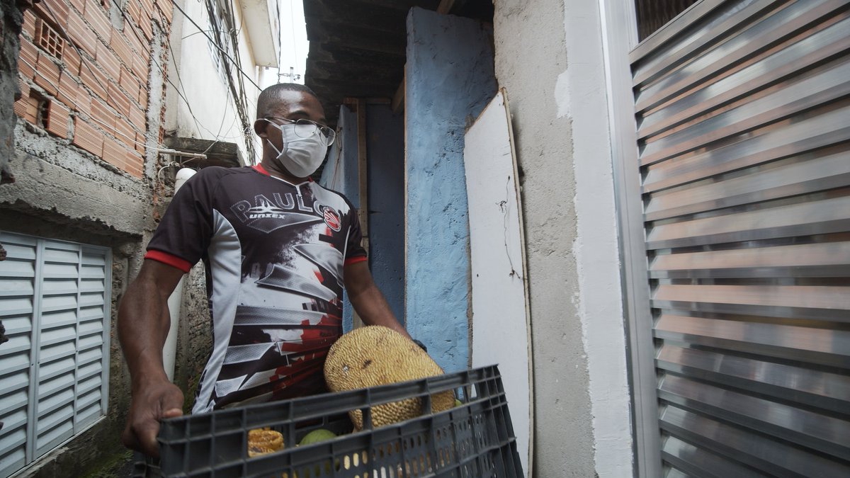 In the pandemic, eight out of ten favela residents in Brazil are in need of donations to survive. The Quilombo-favela connection has alleviated the impact of  #Covid19 in favelas and ensured income generation for Quilombola communities.