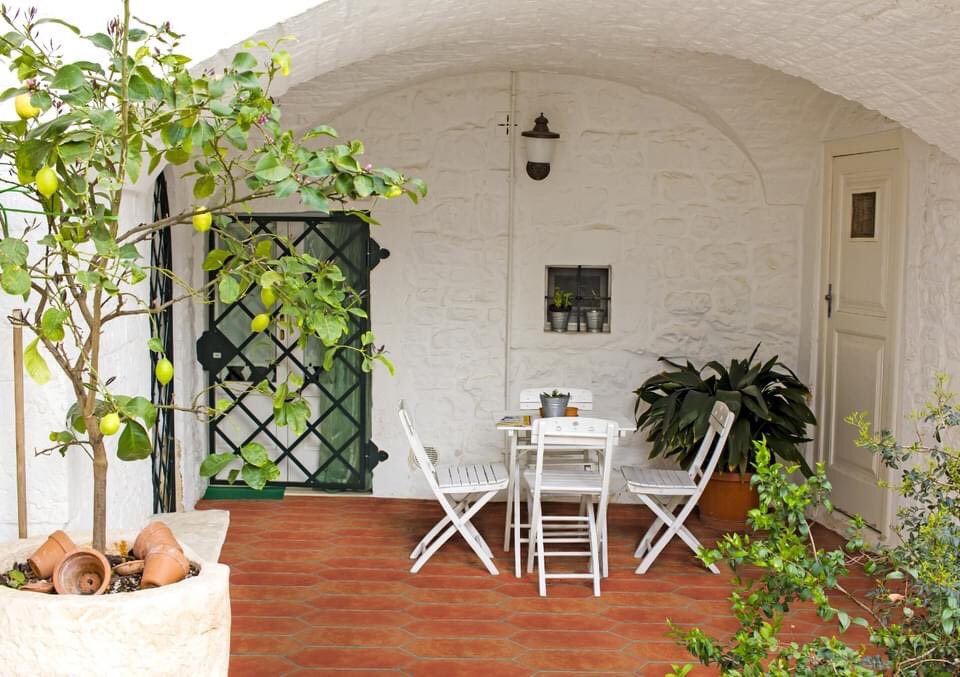 Granada_Tile's tweet photo. ¡Renueve sus areas exteriores de con losetas rústicas artesanales!  🌞 La Colección Olvera, le brinda una variedad de diferentes baldosas de cemento ecológicas con texturas limestone o lisas que harán de sus áreas un espacio bonito y acogedor.

Ver ahora https://t.co/17VEiWKyCD https://t.co/42EV6mH4oY