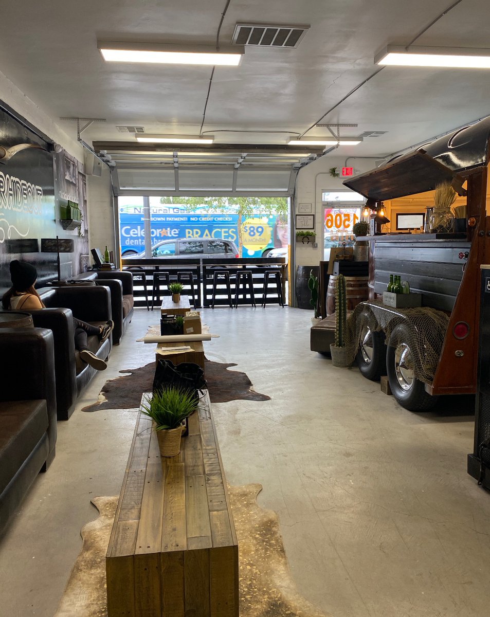 Horse Trailer Hideout (HideoutHorse) Twitter