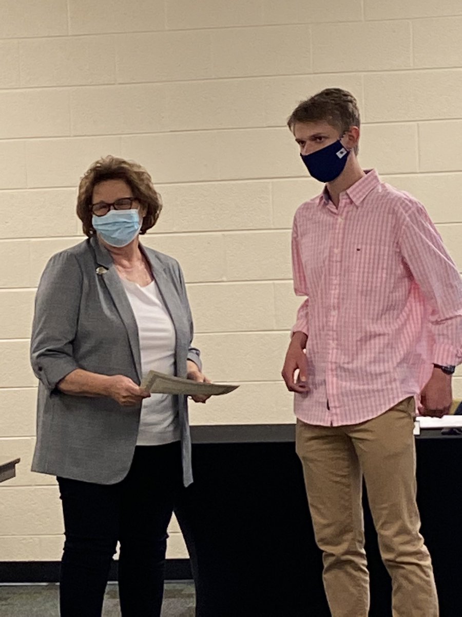 Congratulations to <a href="/GreeneSouth/">@official_South Greene High School</a> student Max Brown for receiving the 20 under 20 award!