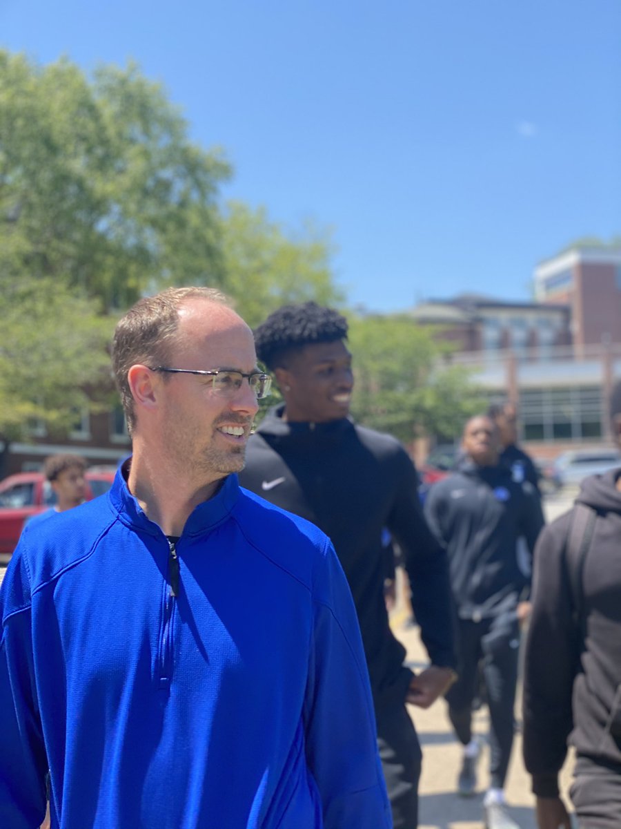 RyanLanders8's tweet photo. Good lil walk today ! 🤝 It was a great day for #NigelsVirtualWalk !
#HawkEm
#BeTheStandard https://t.co/Jr3kyOgRz6