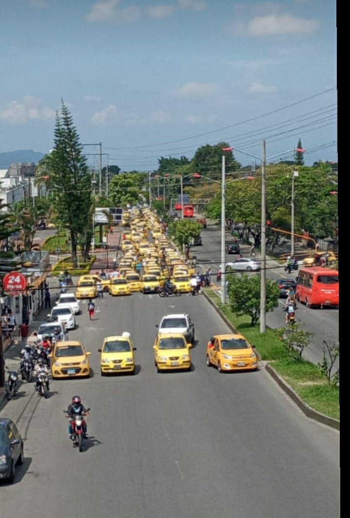 Ustedes deben velar por el bienestar de 6000 familias que dependen de la industria del taxi en IBAGUE <a href="/AdrianaMatizTol/">Adriana Magali Matiz 🇨🇴</a> @chococamaratol <a href="/RicardoFerro_/">RICARDO FERRO</a> @AngelMariaGaita <a href="/aquileomedinaa/">Aquileo Medina A.</a> #NoPL003