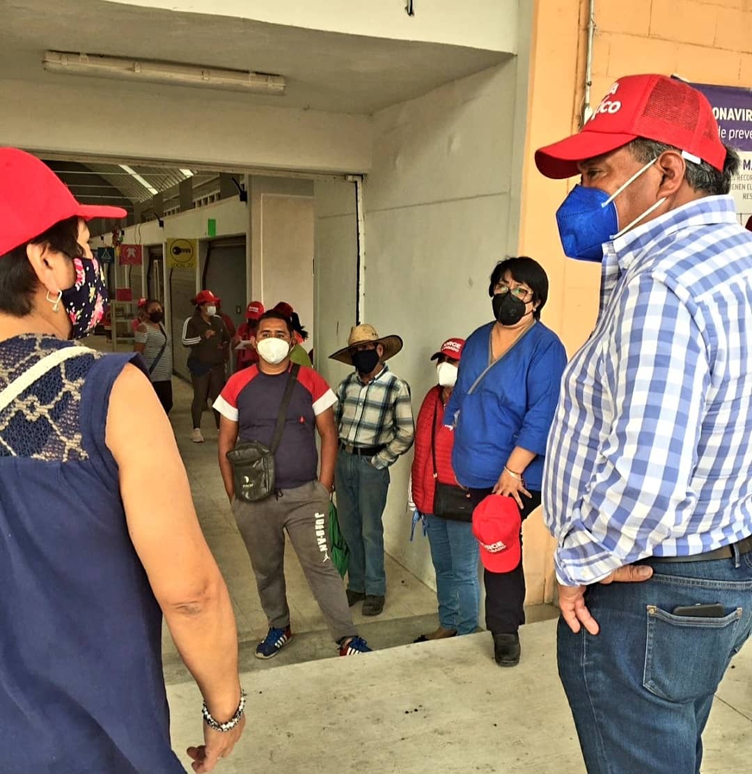 En el mercado número 322, en San Antonio Tecómitl, platiqué con locatarios y la mesa directiva sobre la manera de ofrecer mejores servicios y así reactivar la economía para generar más empleos.
#MilpaAlta