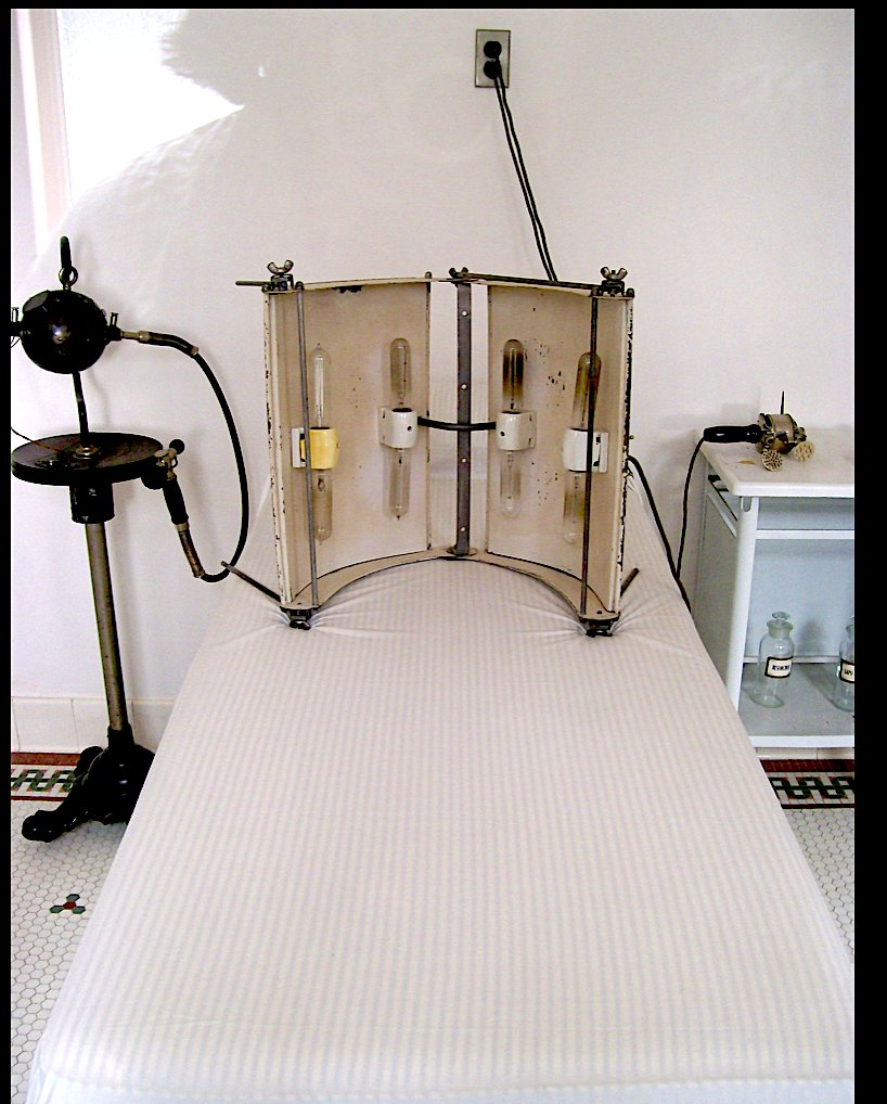 Theses are some of the interesting machines used to heal people who came from all over world. The "Sun Ray Box" Viloet Ray Machine, Ultra Violet Machine, Hydro Therapy. Mercury paste was used for massage rubs and sits baths!People worked out in the gymnasiums.