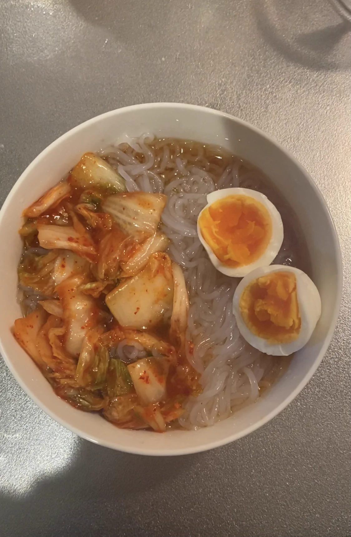 ダイエット中の方必見！簡単で絶品の白滝冷麺レシピ！