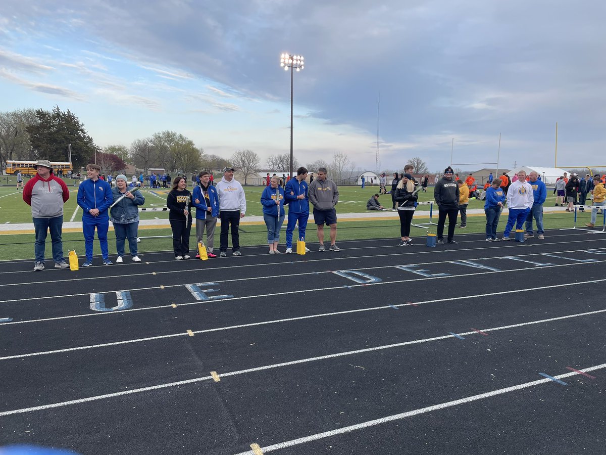 MSTM_BlueDevils's tweet image. Our only home HS boys track and field meet called for senior night! Thank you to this group for their contributions to @mstmboystrack 

#EffortOverEgo #GoBlueDevils