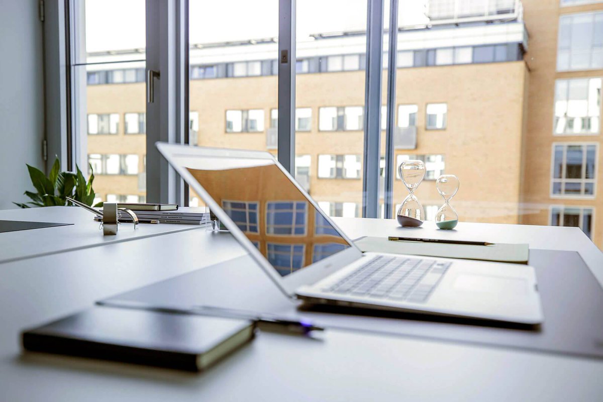 workrepublic's tweet photo. Trend Tagesbüro – maximale Flexibilität dank kurzer Laufzeit! Tagesbüros revolutionieren gerade die Arbeitswelt und bieten neben individueller Laufzeit die Möglichkeit zum Networken mit Gleichgesinnten.

@workrepublic #dayoffice #flexibleworking #businesscenter #privateoffice https://t.co/Cae73QrVTu