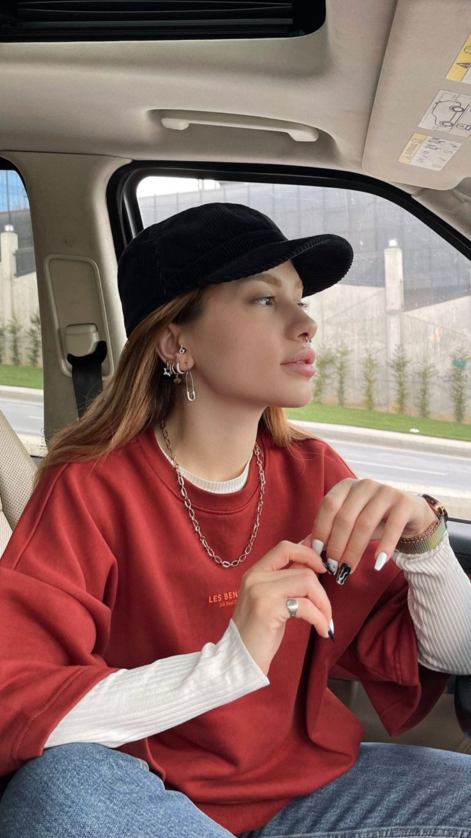 nur🥂 (@thenurqueenydk) on Twitter photo 