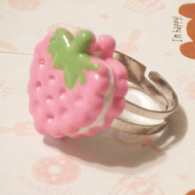 9. Strawberry accesories ``
