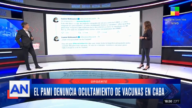 DaLazro's tweet photo. PAMI DENUNCIA
"En la Ciudad de Buenos Aires tenemos las heladeras llenas de vacunas contra el COVID, pero Larreta no manda los adultos mayores para que se vacunen".
La Ciudad aduce errores en la carga de datos. 🤬 https://t.co/OTYA5J6ddg
