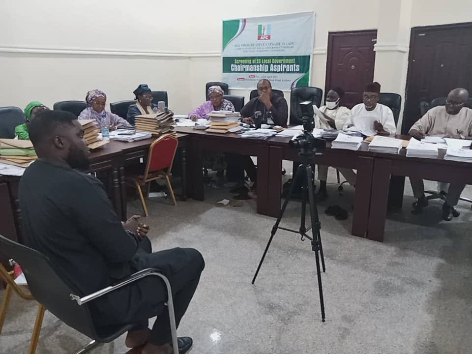 muktarbaloni's tweet image. Just after being grilled &amp;amp; seasoned by the APC screening committee 😅 
We believe we are now fully ready to serve the 550,000 residents of Kaduna North Local Government!🙏🏾