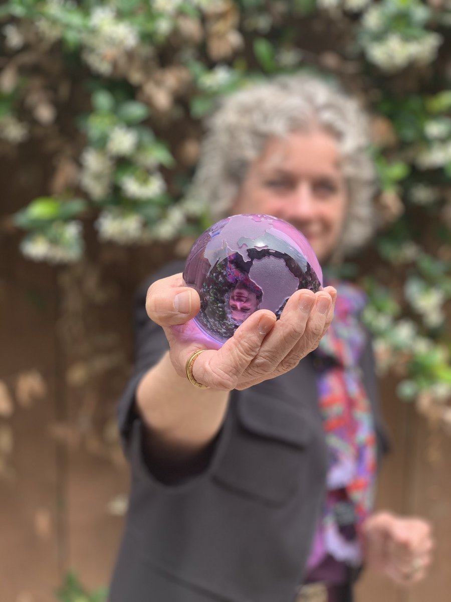 I am so happy today is Earth Day! What will I do to celebrate it? I will renew my commitment towards my personal goals to reduce my carbon footprint. These include: eat less meat, buy less clothes (grrrrr! 😅), and use less water. #EarthDay2021 🌍🌏🌎