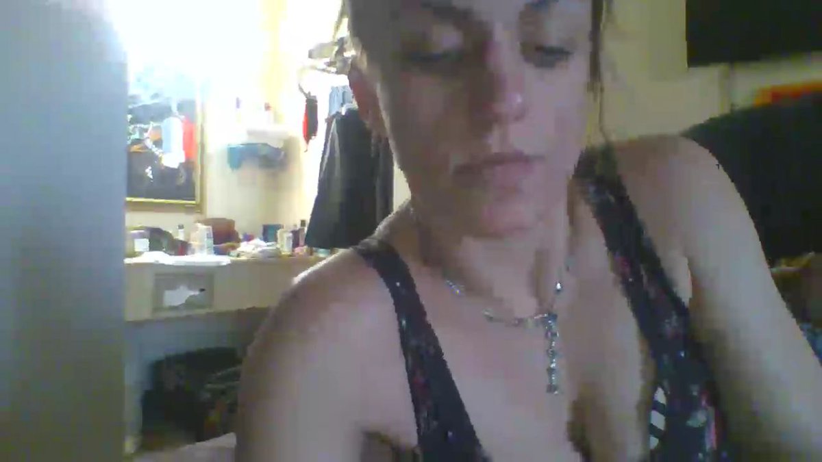 QueenDev22's tweet image. I'm online @MyFreeCams! #Queendev22 #dev  on n awesome come n see #onmfc MFC.im/QueenDev 💚