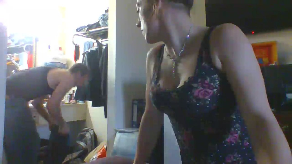 QueenDev22's tweet image. I'm online @MyFreeCams! #Queendev22 #dev  on n awesome come n see #onmfc MFC.im/QueenDev 💚