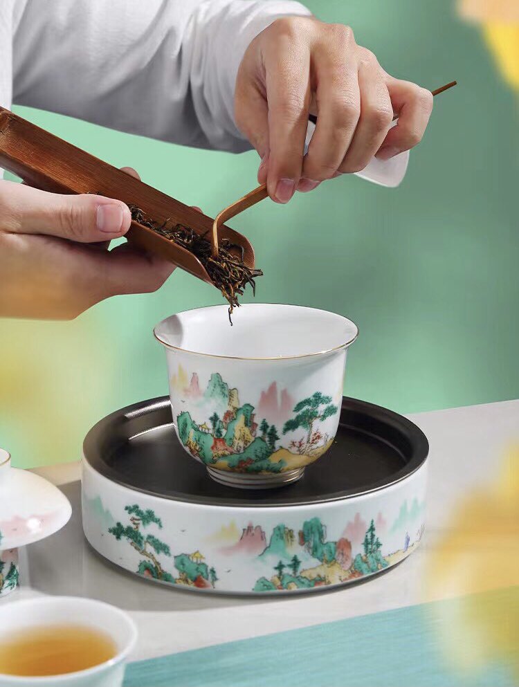 Drink it slowly, with your eyes closed, fully appreciating the aroma... wonderful.
.
.
.
#teaset #whole #gaiwan #cuppies #teacup #teacuppuppies #gongfutea #gongdaobei #chadao #teascoop #style #sunshine #jinjunmei #spring #newtea #sweet #cool #teaaroma #fragrance #morimatea https://t.co/rXHIzToCgV