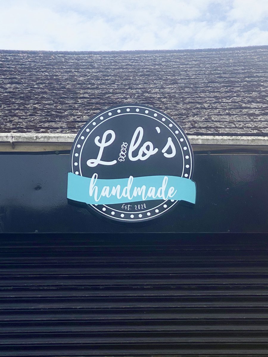 d3signs's tweet photo. Day and night our signs @LilosPasta will get them noticed 
#signs #illuminated #signsge #branding https://t.co/5RIpFSTIzu