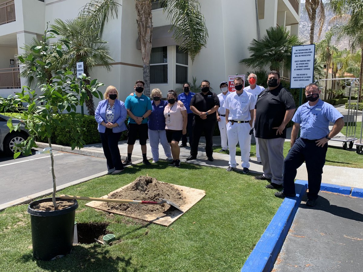 Palm Canyon Resort Team proudly making our little piece of the planet a bit greener and more sustainable as we planted a Rio Red Grapefruit tree together on Earth Day!  #LifeAtDiamond #DiamondCareers