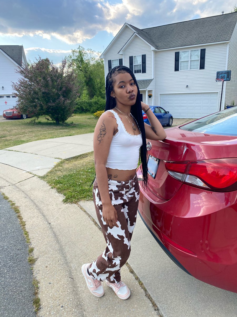 janoviaaaaa's tweet photo. don’t get sad get pretty show em why they gon miss me 😘🤌🏽 https://t.co/9M9OJz24UC