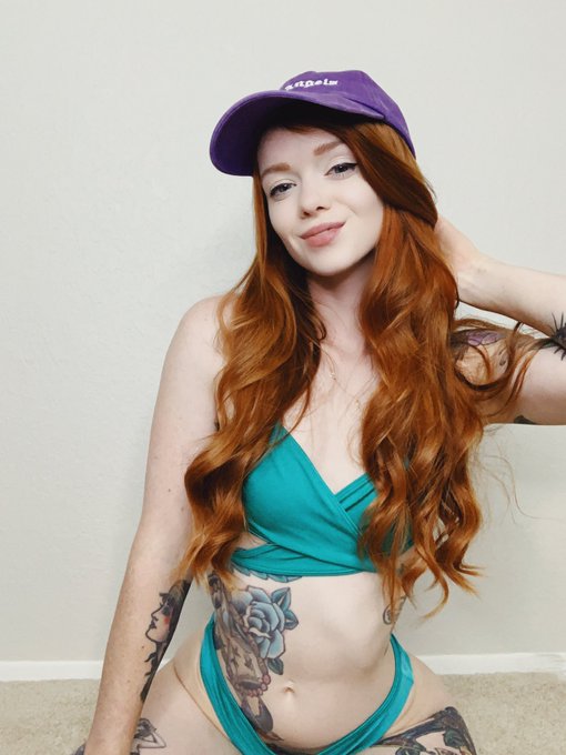 Is it bikini time yet? 🥺 https://t.co/WfTlkbB2c1