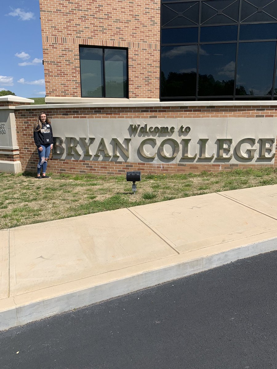 FerrellKadee's tweet photo. Had a great visit @bryan_wbb today!!! Thank you for the offer and letting me play with your team! I had a blast!!! @BCCoachLawhon https://t.co/YDvanEzaEm