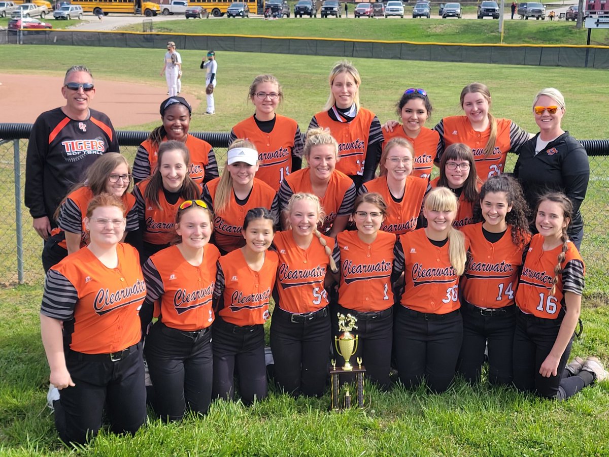 CHSTigerLibrary's tweet image. Congrats to the Clearwater Lady Tigers! @CW_Tigers