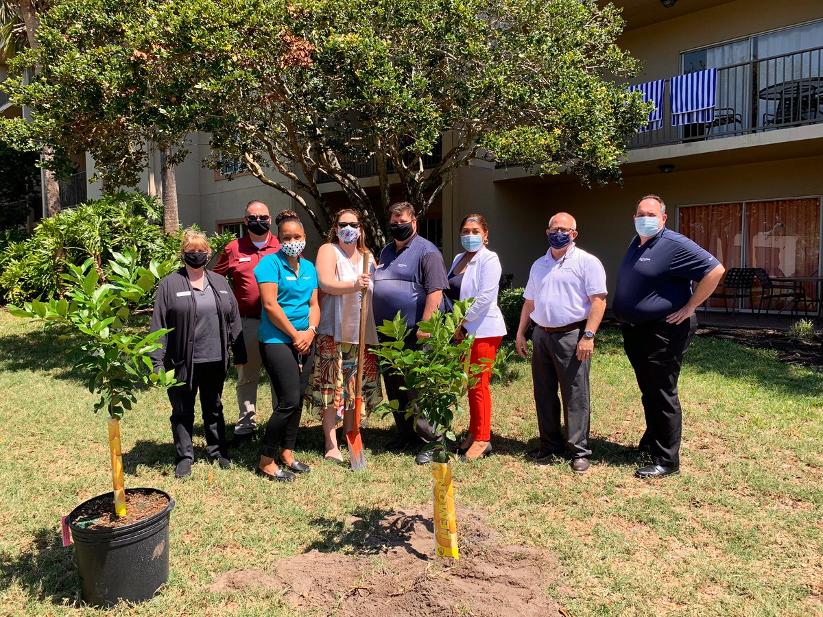 Scott Mitchell (@bransondri) on Twitter photo Loved seeing our team work together this #EarthDay in an effort to restore our earth! Check out the full album of photos from today's festivities 👉 facebook.com/DiamondResorts… #DiamondGoGreen <a href="/DiamondCareers/">Timi Awodipe</a> Loved seeing our team work together this #EarthDay in an effort to restore our earth! Check out the full album of photos from today's festivities 👉 facebook.com/DiamondResorts… #DiamondGoGreen <a href="/DiamondCareers/">Timi Awodipe</a>