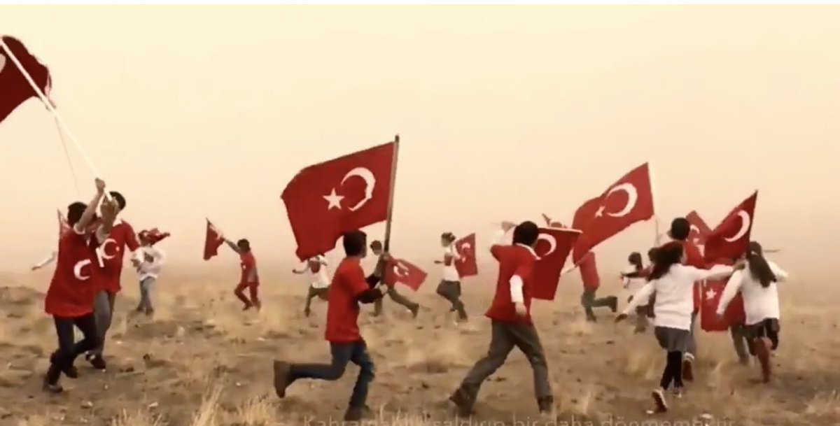 Minik yüreklerin bayramı bugün;kutlu olsun☺️ #23Nisan