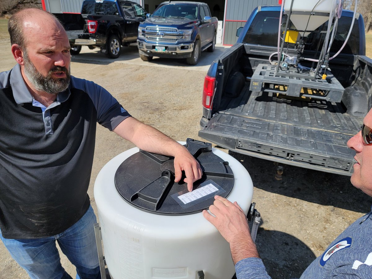 TaurusAgTeam's tweet image. Getting trained up on the Taurus Flex Treater!  We will be making a full launch this summer.  #ActivePrime #StabilizerPlus #ArmU30 #ArmU18 #ArmUAdvanced #Treatingmadeeasy #plant2021