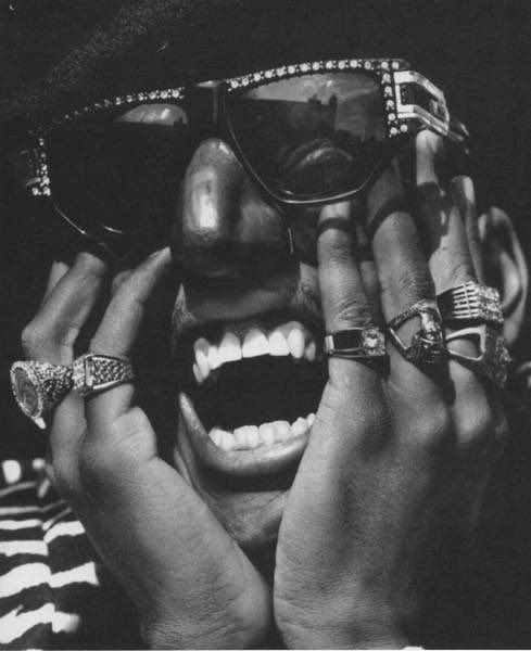 ghostly's tweet image. Before DOOM and Quasimoto, the throne of rap alter egos solely belonged to Shock G's Humpty Hump. Hip-Hop's libidinous id, perfectly cast against Shock G's conscious leadership in Digital Undergeound. Keeper of the funk, house party igniter, simply never bested.