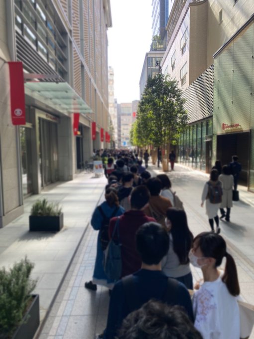 転売ヤーざまぁ ポケセン日本橋が神対応 今から行列形成時間なので 今の列の最後尾から整理券配ります まとめダネ 転売ヤーざまぁ ポケセン日本橋が神対応 今から行列形成時間なので 今の列の最後尾から整理券配ります まとめダネ