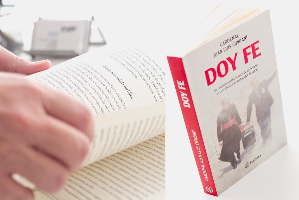 Tuve el honor de estar a cargo de la dirección de arte de "DOY FE" un libro escrito por el Cardenal Juan Luis Cipriani; sobre la realidad del rescate y los héroes de #ChavindeHuantar .

— Diseño: <a href="/XTUDIO/">XTUDiO®</a>