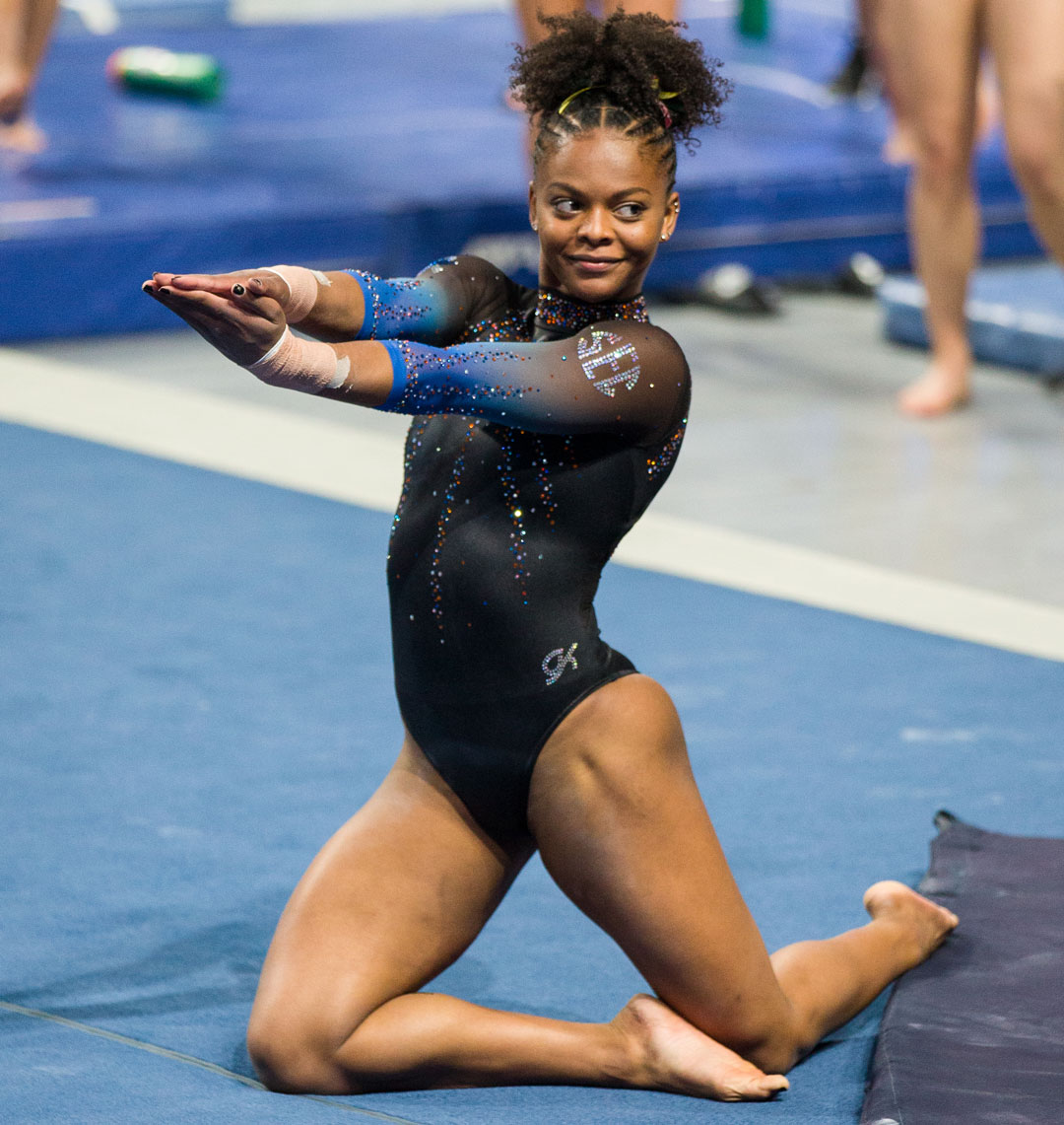 GatorsGym's tweet photo. 🐊🤸♀️ MVP for 2⃣0⃣2⃣1⃣ is @Gym_Trin!
#GoGators
#4CTION https://t.co/5rRBApKaZX