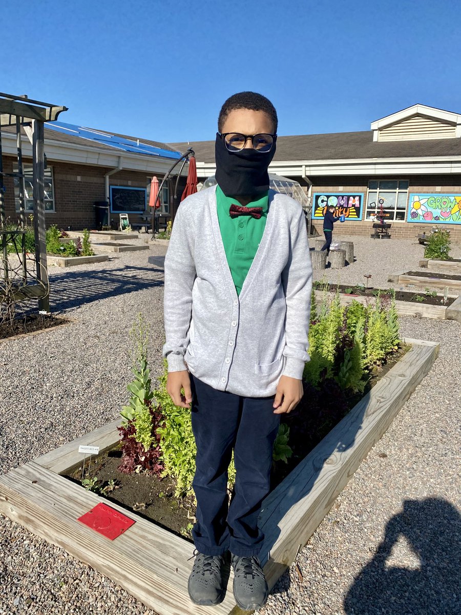 marietculver's tweet image. Math Geeks Unite! #MathAwarenessMonth #MathCounts2 ⁦@banwareetaylor⁩ #seatackdreamers ⁦@AnthonyTWaldo⁩ ⁦@skatven⁩