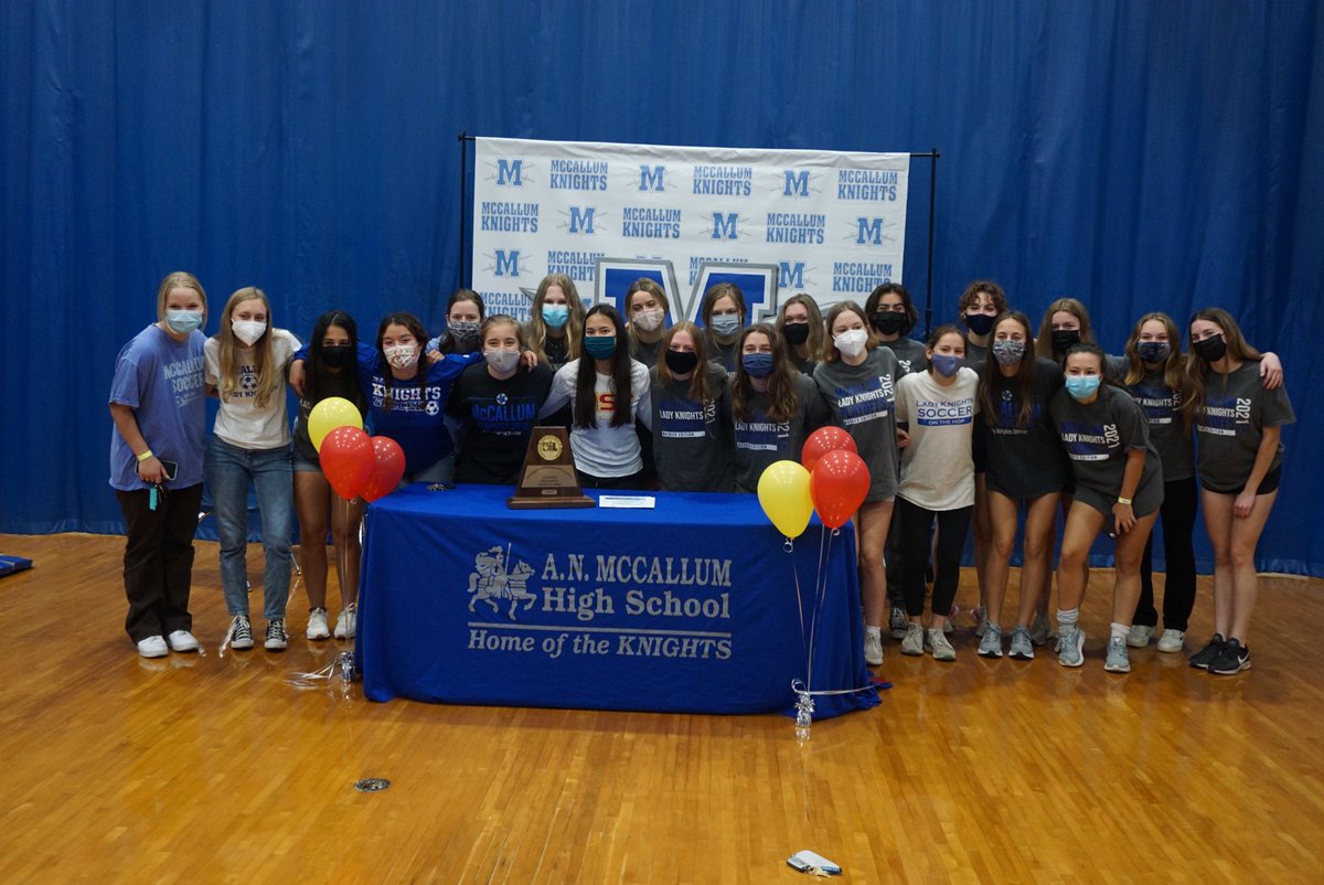 hannahzunigaaa's tweet image. MHS -&amp;gt; UST go celts! #ustws