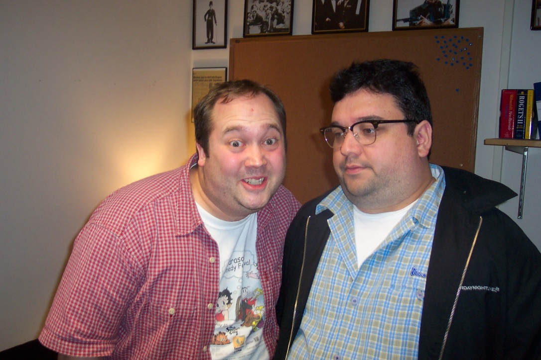 I met  @MrHoratioSanz at  @TheSecondCity and man did we hit it off. I would sit in on some of his improvs and would always make him cry with laughter with my top notch object work.  #yesand