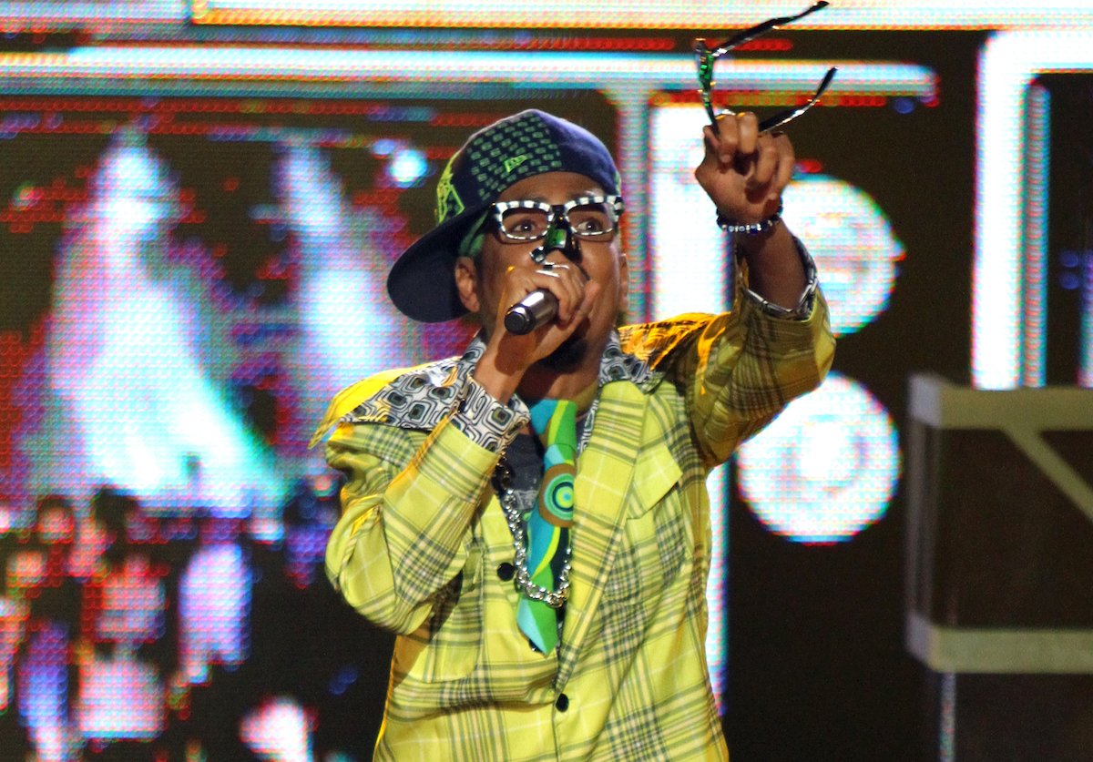 stereogum's tweet photo. Digital Underground's Shock G has died at 57 https://t.co/OD2A88WsEc https://t.co/fVSAJtGkIk