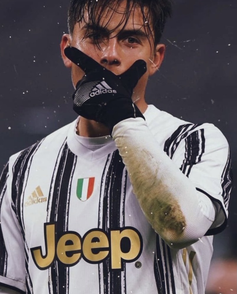 JuveFC on X: "Dybala on Twitch 🗣: "I am very passionate about 'The  Gladiator' and everything related to the film. The gladiators always went  into battle with a mask, so when I