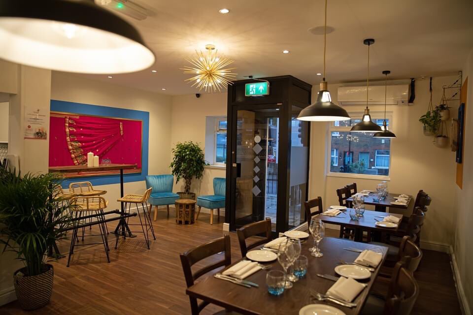 Ginger &amp; Spices are so excited to open their doors again on Monday 17th May. 

Who are the first friends you can't wait to share a beer and curry with? 🍺 🌶️

Book now to avoid disappointment.

#Chislehurst #Curry