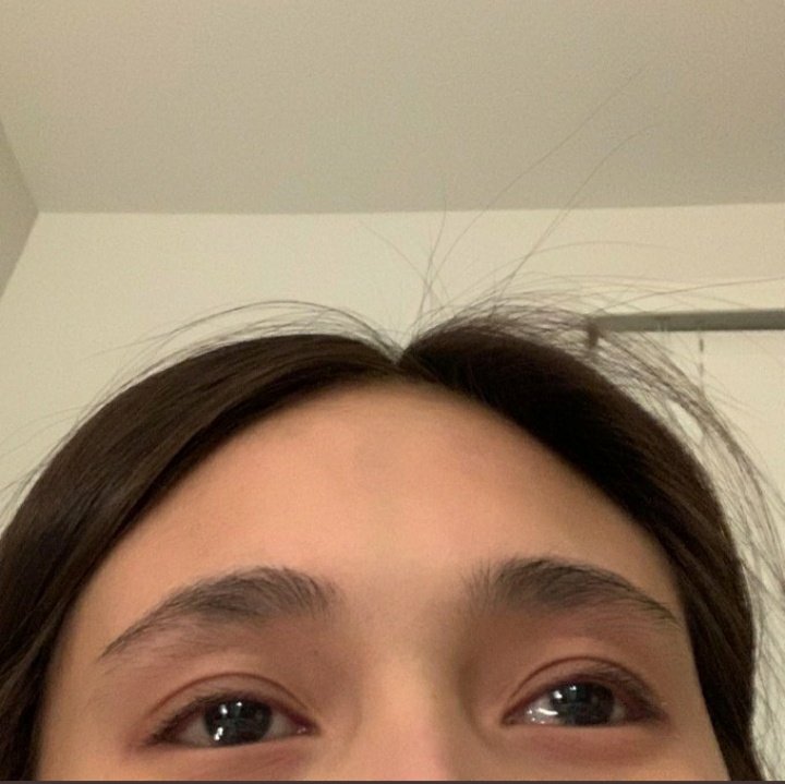 Aku kira kamu suka iqbal ramadhan ternyata kamu suka SebAsTian, sebatas teman tanpa ke pastian