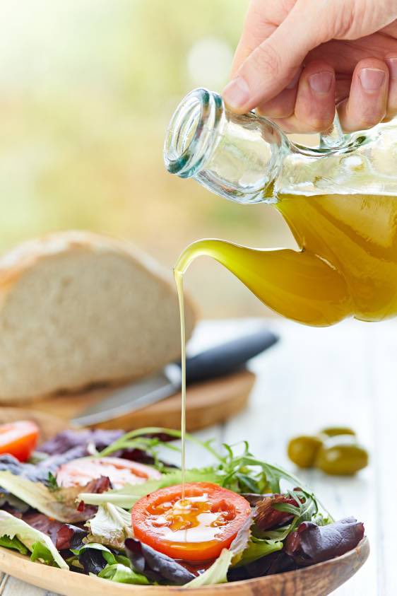 NakedRefills's tweet photo. Good morning #earlybiz - Happy Friday to you all! Lots of deliveries happening today all ready for the weekend - including a delicious new infused extra virgin olive oil for refills! 100% bird nest safe, hand-picked olives, sustainably farmed &amp; with a circular supply. #zerowaste https://t.co/OGCZSER8At