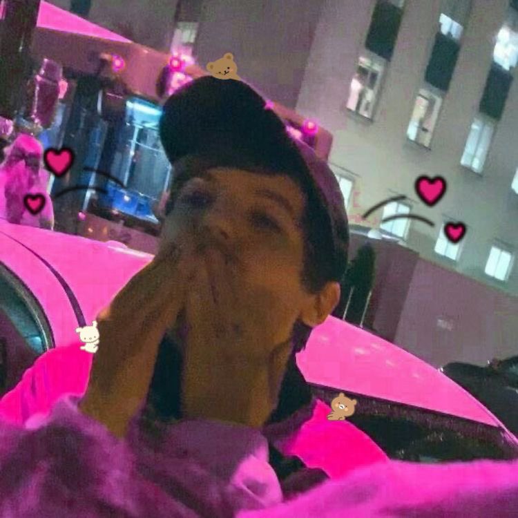 ㅤㅤ  open this if u’re a louie。　☆ 。　   ☆。　   ☆ ☆。　＼　　 ｜　　  ／ 。☆    louis tomlinson being cute;    a thread to brighten up ur day !  ☆。　／　  ｜　　＼。　☆ 。　 ☆。 　　 。　　☆。
