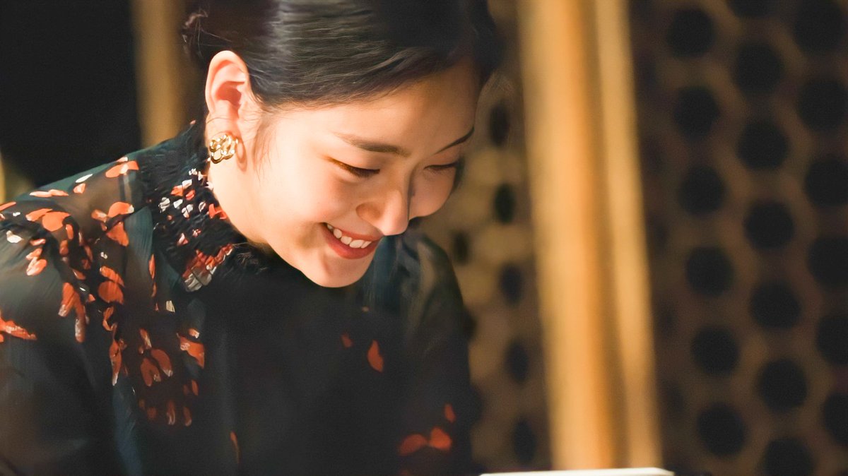 kgoeunpics's tweet photo. On fire
#KimGoEun #김고은 https://t.co/DSRXPhnHoR